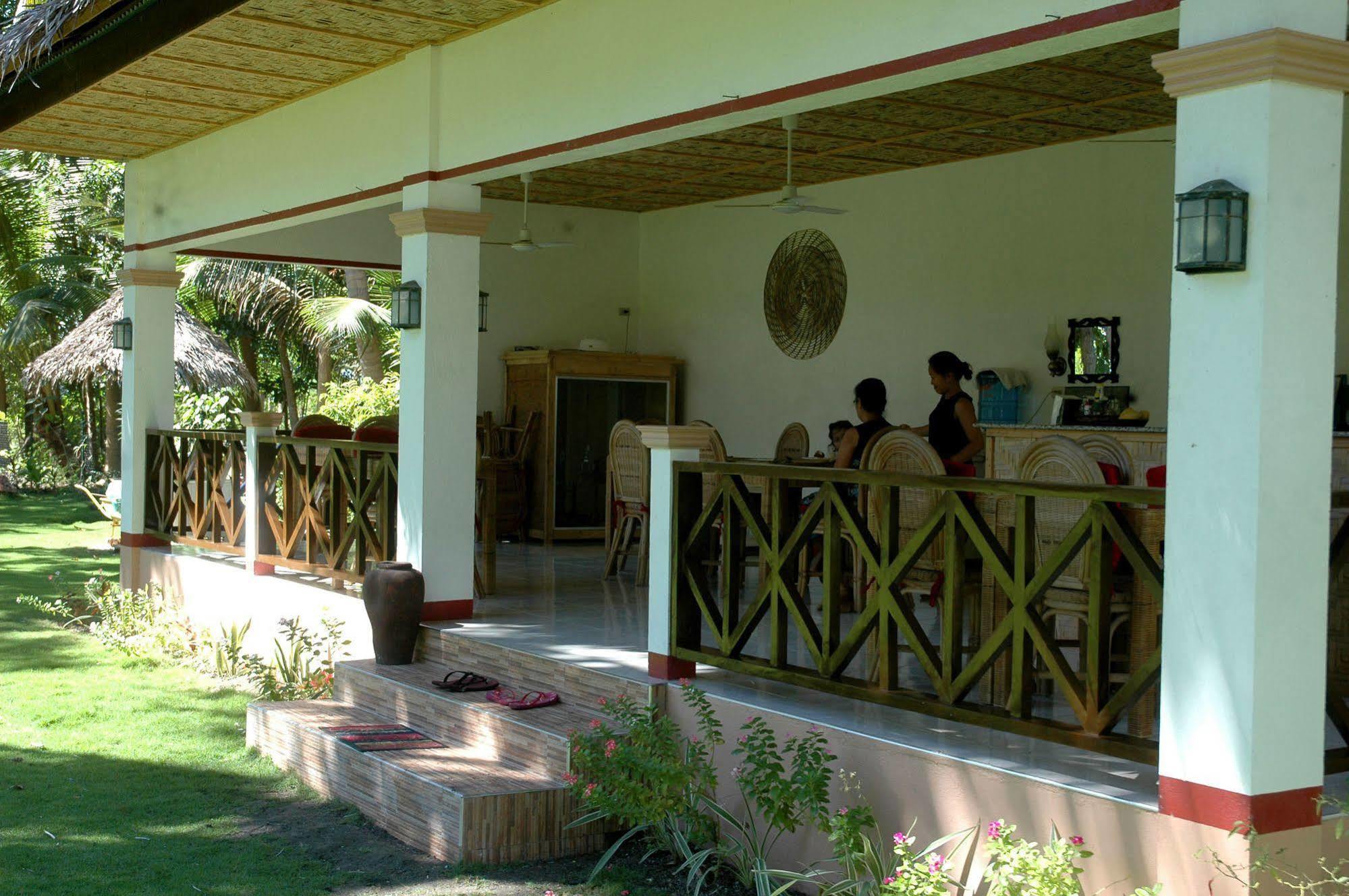 Neptune Diving Resort Santander Exterior photo
